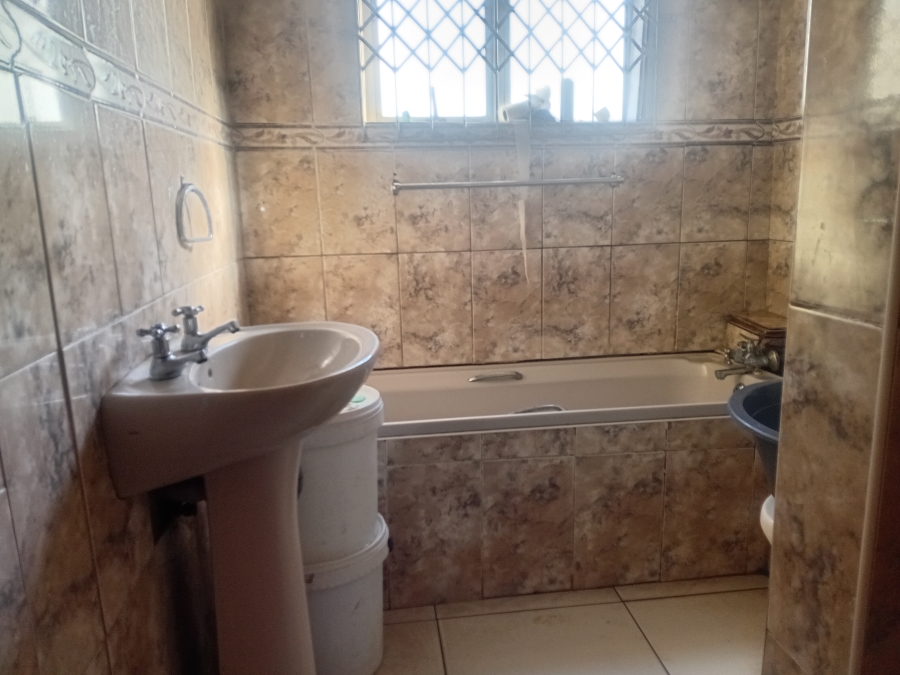 2 Bedroom Property for Sale in Mdantsane Eastern Cape